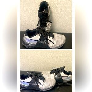 Women’s Nike Metcons 8